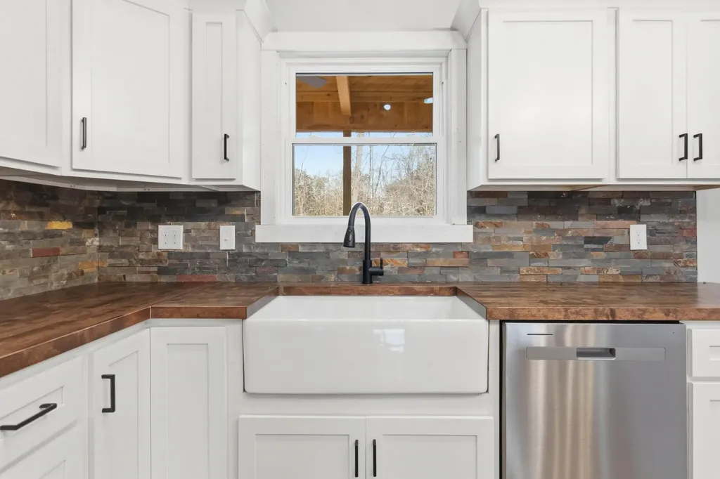 131 Pumpkin Creek Circle Jamestown KY 42629