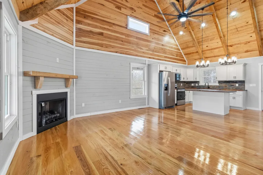 131 Pumpkin Creek Circle Jamestown KY 42629