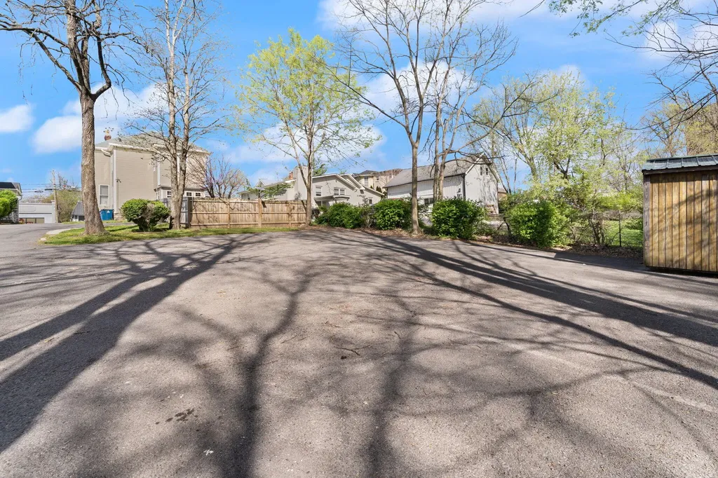 424 S 4th Street Danville KY 40422