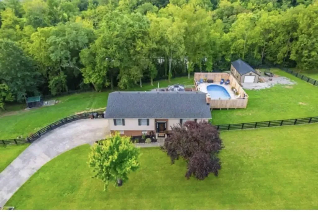 112 Bear Run Road Richmond KY 40475