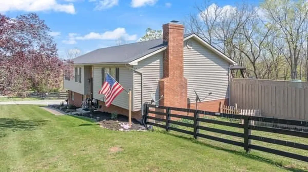 112 Bear Run Road Richmond KY 40475