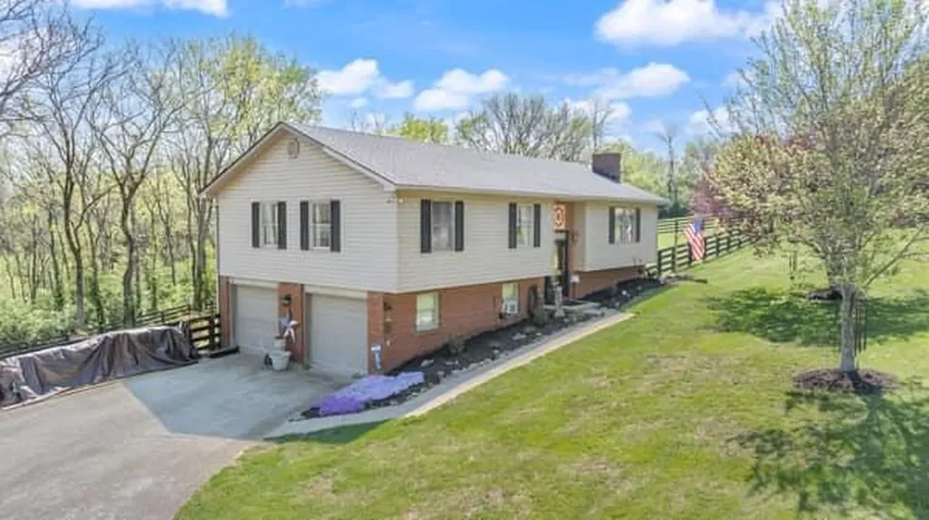 112 Bear Run Road Richmond KY 40475