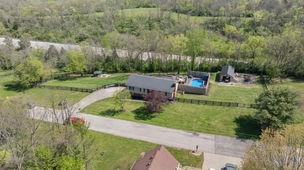 112 Bear Run Road Richmond KY 40475