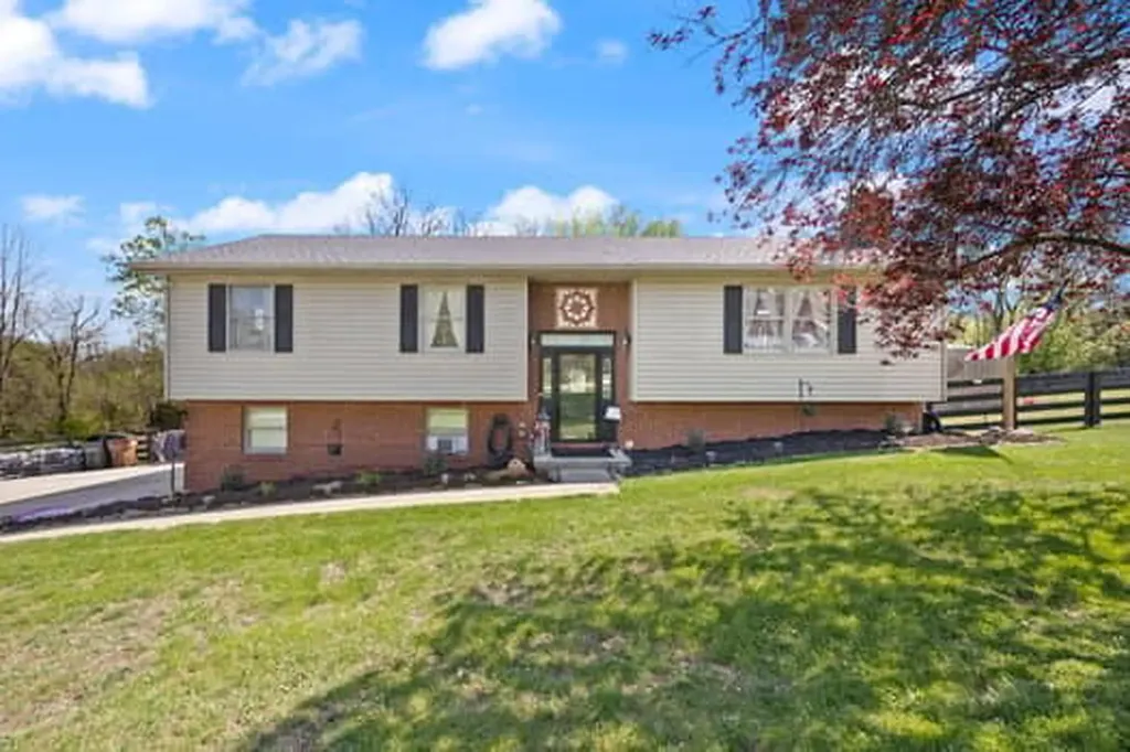 112 Bear Run Road Richmond KY 40475