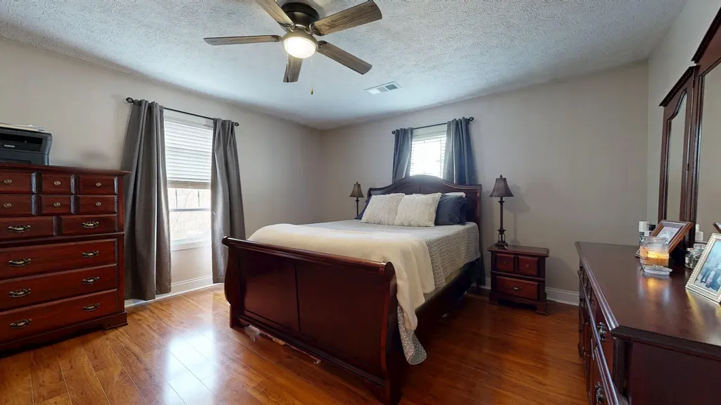 2563 Schoolhouse Hill Road Mt Vernon KY 40456