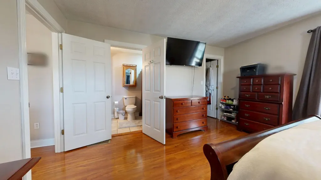 2563 Schoolhouse Hill Road Mt Vernon KY 40456
