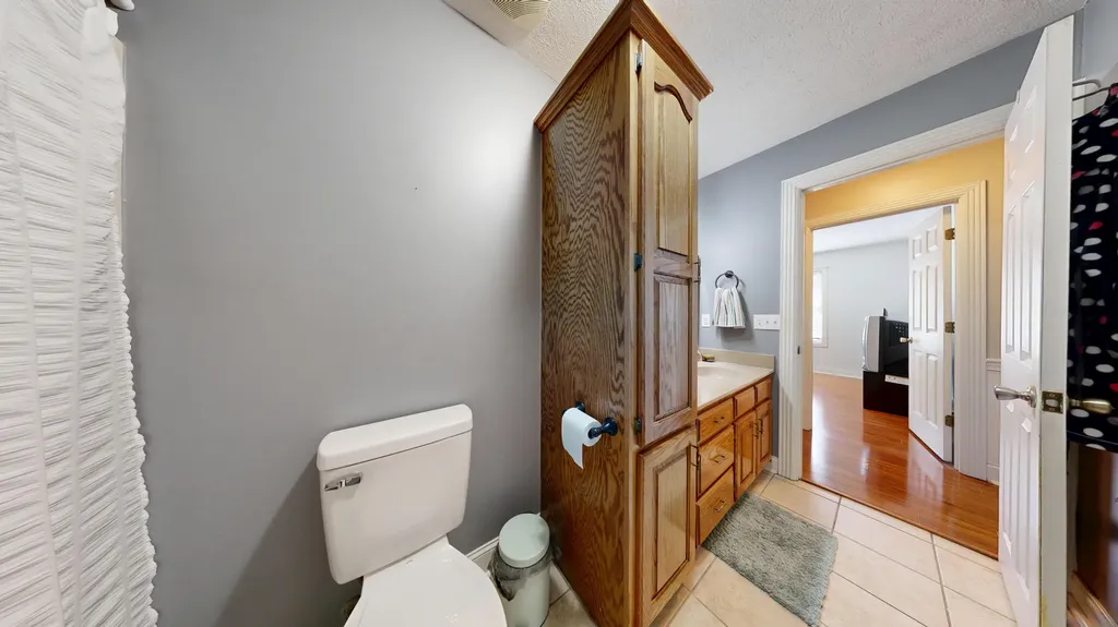 2563 Schoolhouse Hill Road Mt Vernon KY 40456