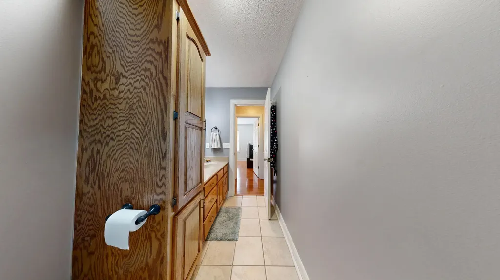 2563 Schoolhouse Hill Road Mt Vernon KY 40456