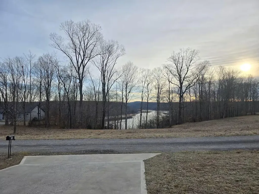 65 Gracie Lane Russell Springs KY 42642