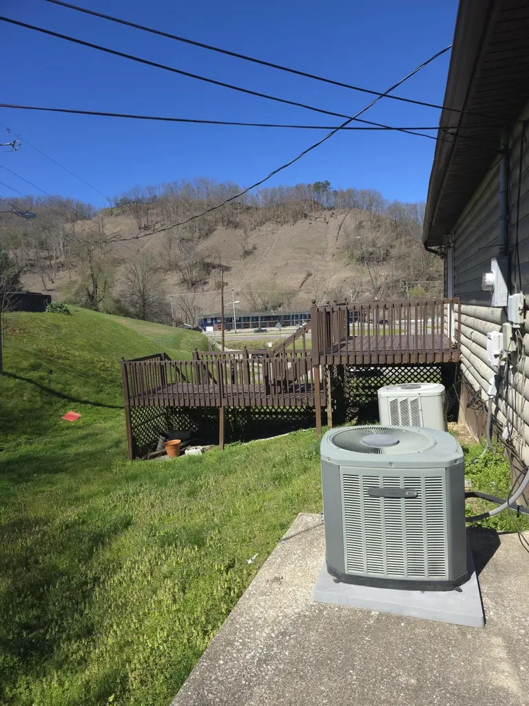 217 & 219 Elizabeth Drive Hazard KY 41701