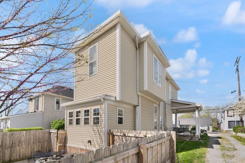 424 S 4th Street Danville KY 40422