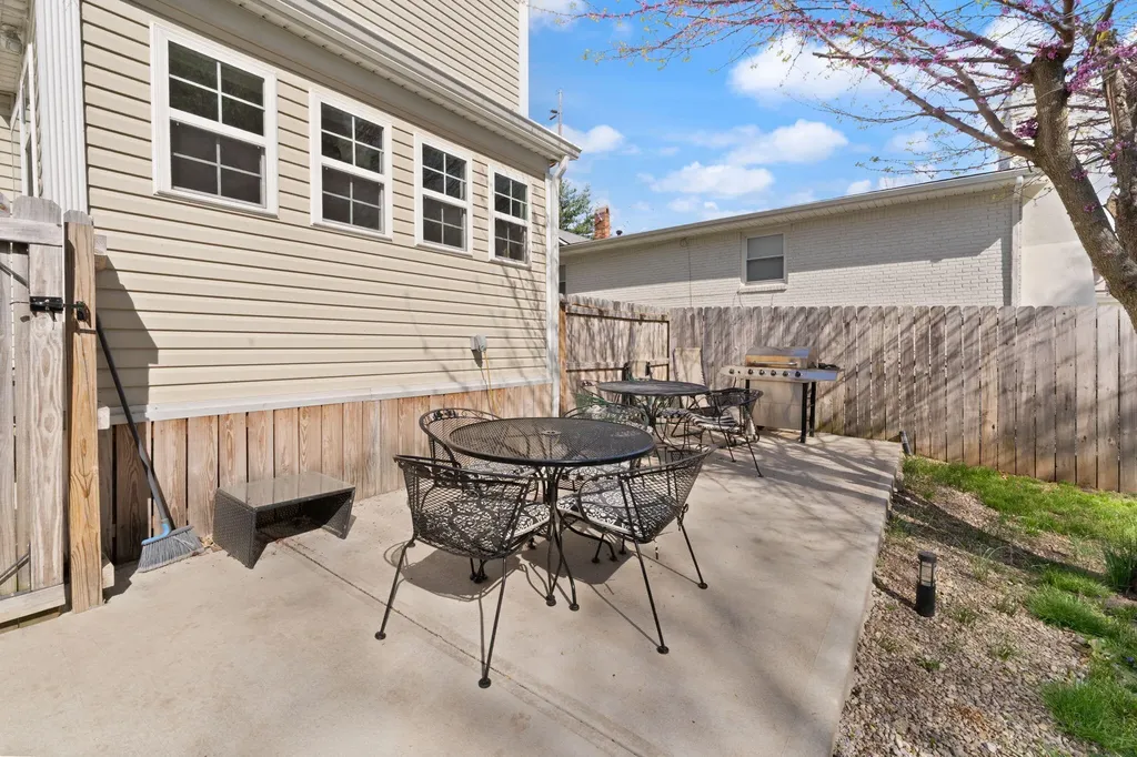 424 S 4th Street Danville KY 40422