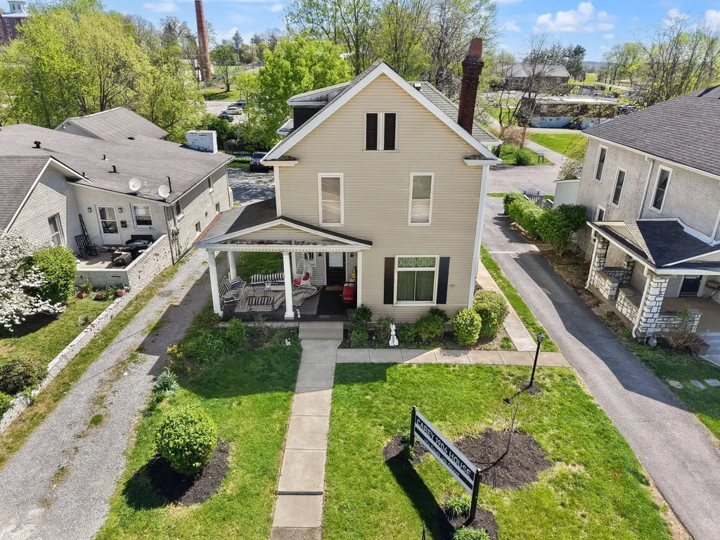 424 S 4th Street Danville KY 40422