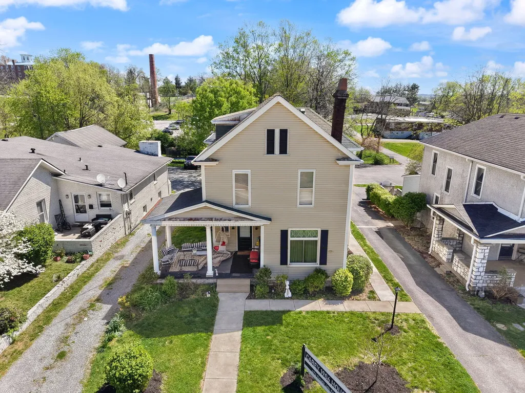424 S 4th Street Danville KY 40422