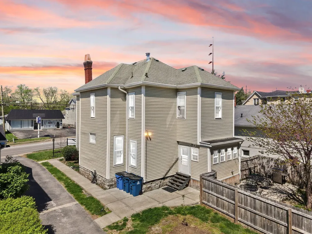 424 S 4th Street Danville KY 40422