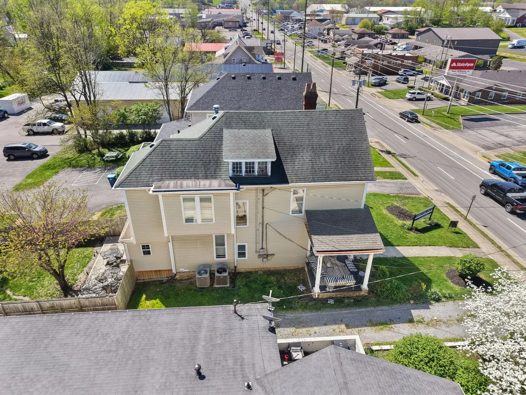 424 S 4th Street Danville KY 40422