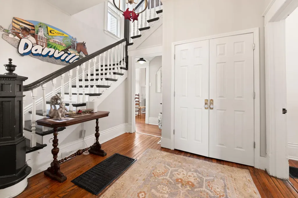 424 S 4th Street Danville KY 40422