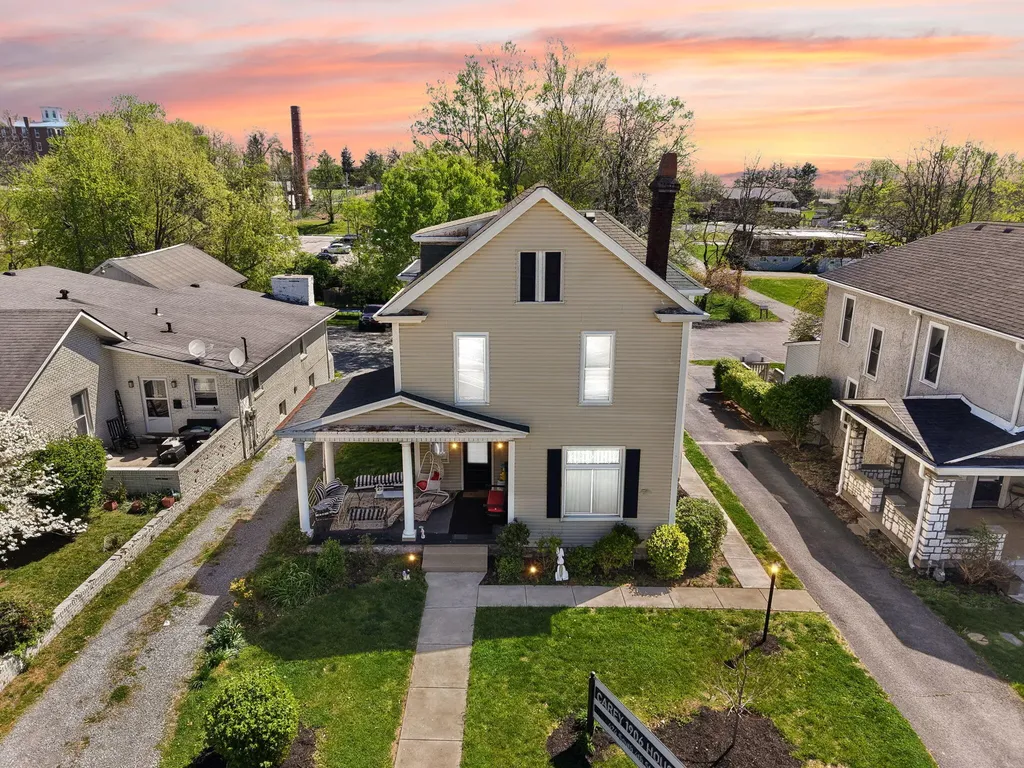 424 S 4th Street Danville KY 40422
