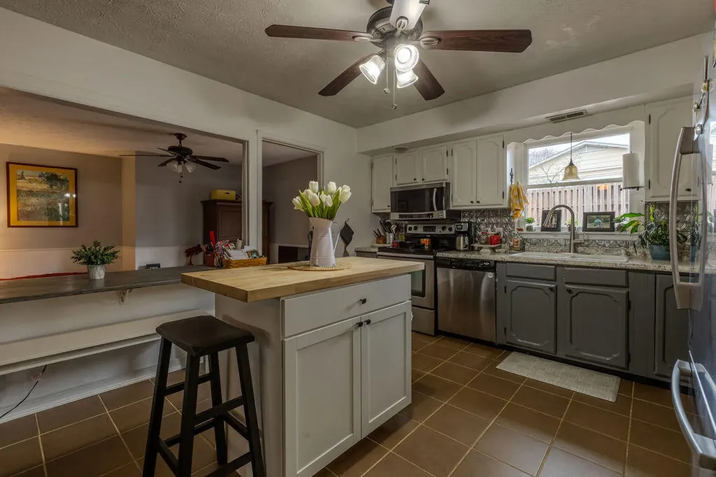 104 Summit Drive Morehead KY 40351