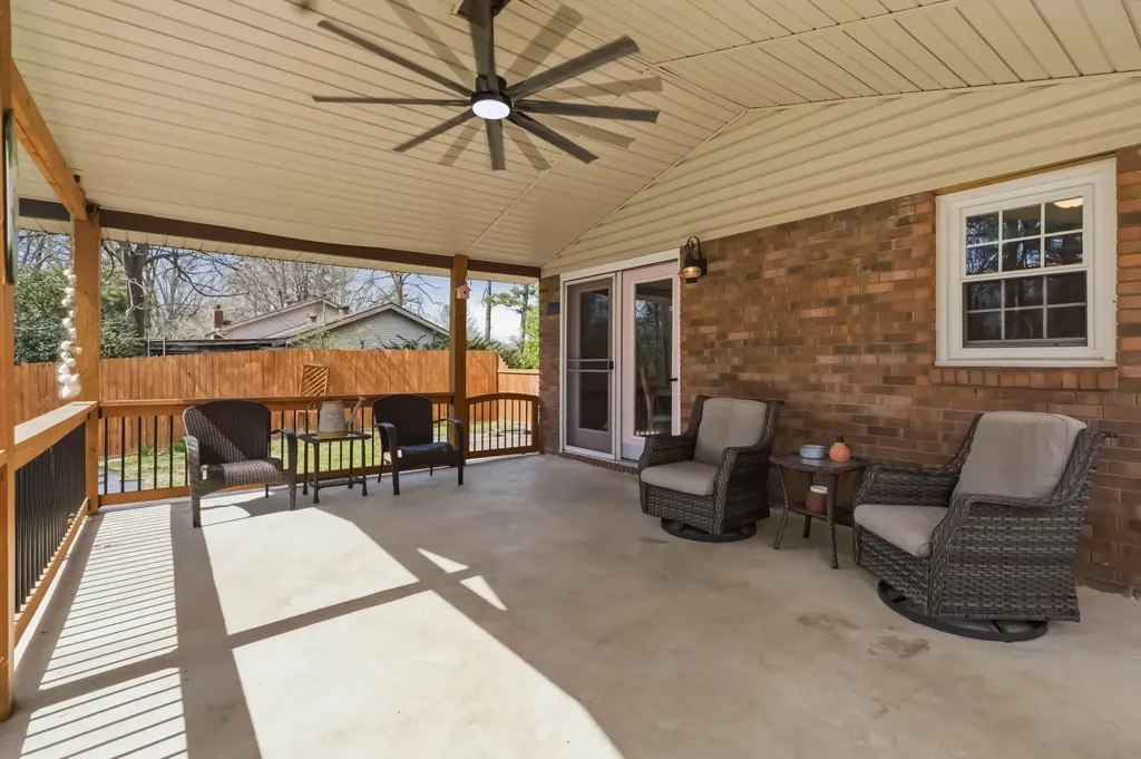 107 Lick Creek Road Whitley City KY 42653