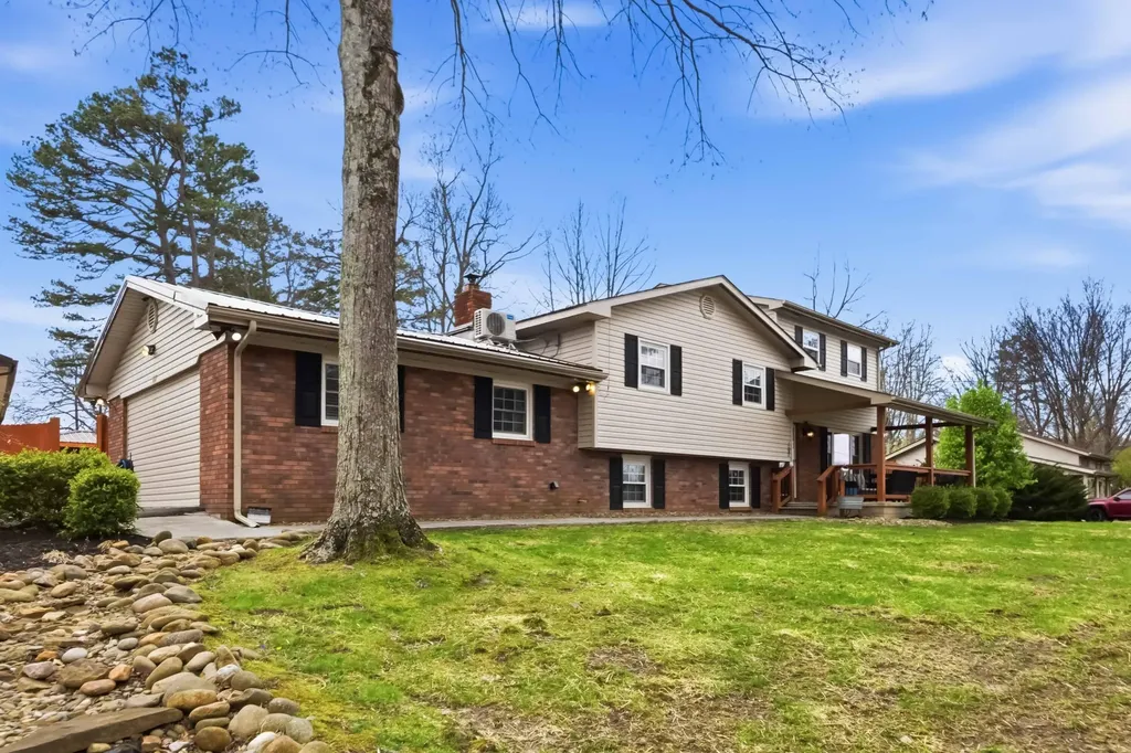 107 Lick Creek Road Whitley City KY 42653