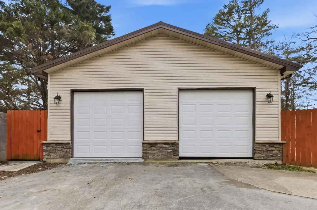 107 Lick Creek Road Whitley City KY 42653