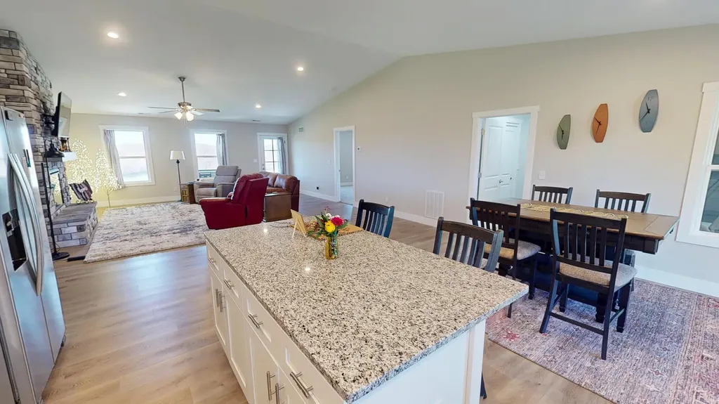 541 Beacon Street Russell Springs KY 42642