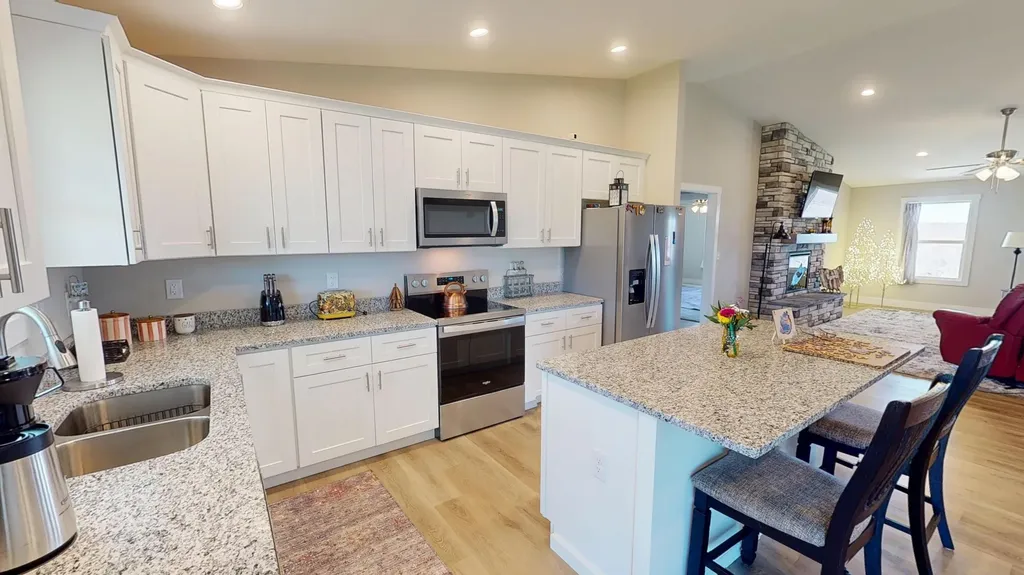 541 Beacon Street Russell Springs KY 42642