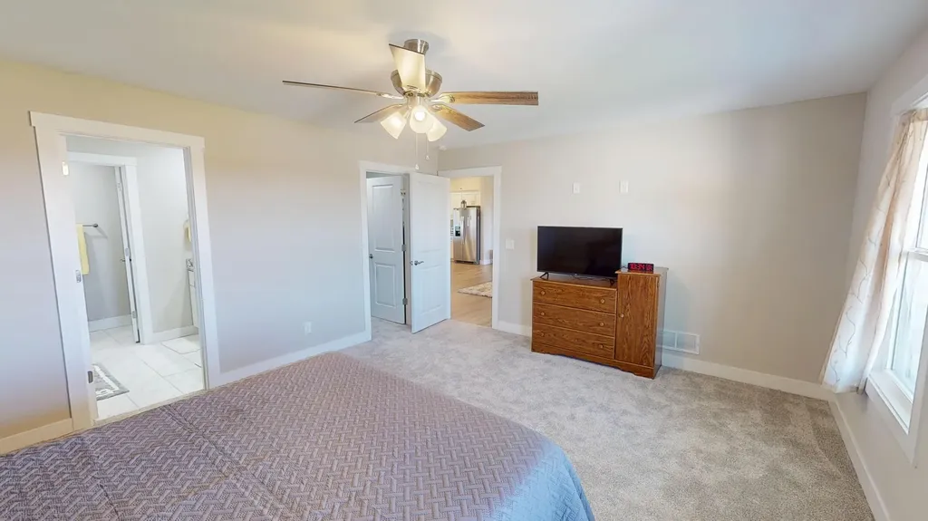 541 Beacon Street Russell Springs KY 42642