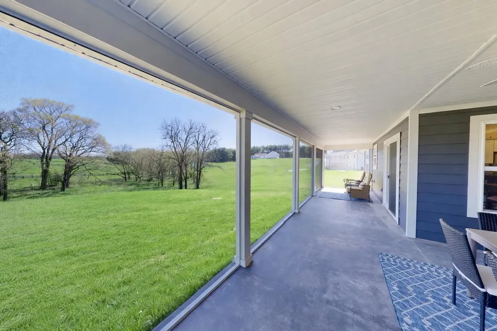 541 Beacon Street Russell Springs KY 42642