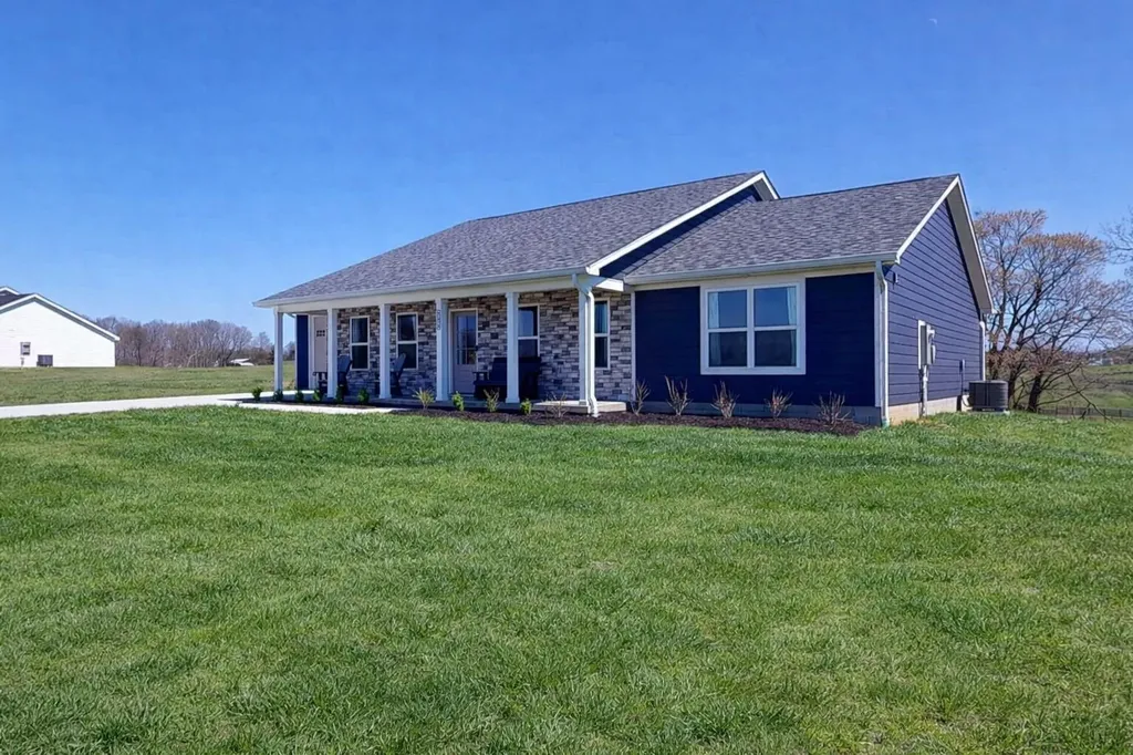 541 Beacon Street Russell Springs KY 42642