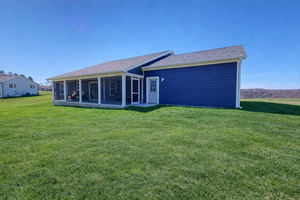 541 Beacon Street Russell Springs KY 42642