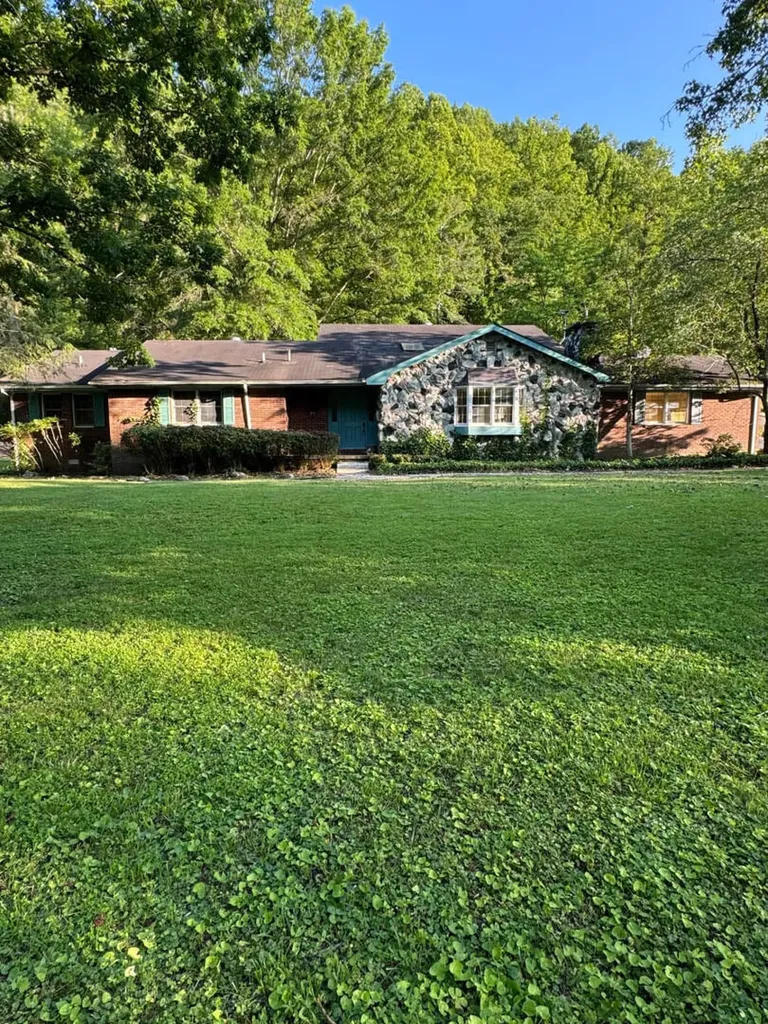 28 Atkins Belcher Road Elkhorn City KY 41522