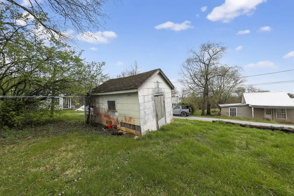 85 Worth Street Owenton KY 40359