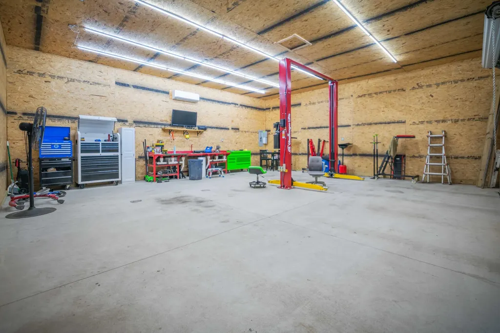 601 Moberly Bend Road Corbin KY 40701