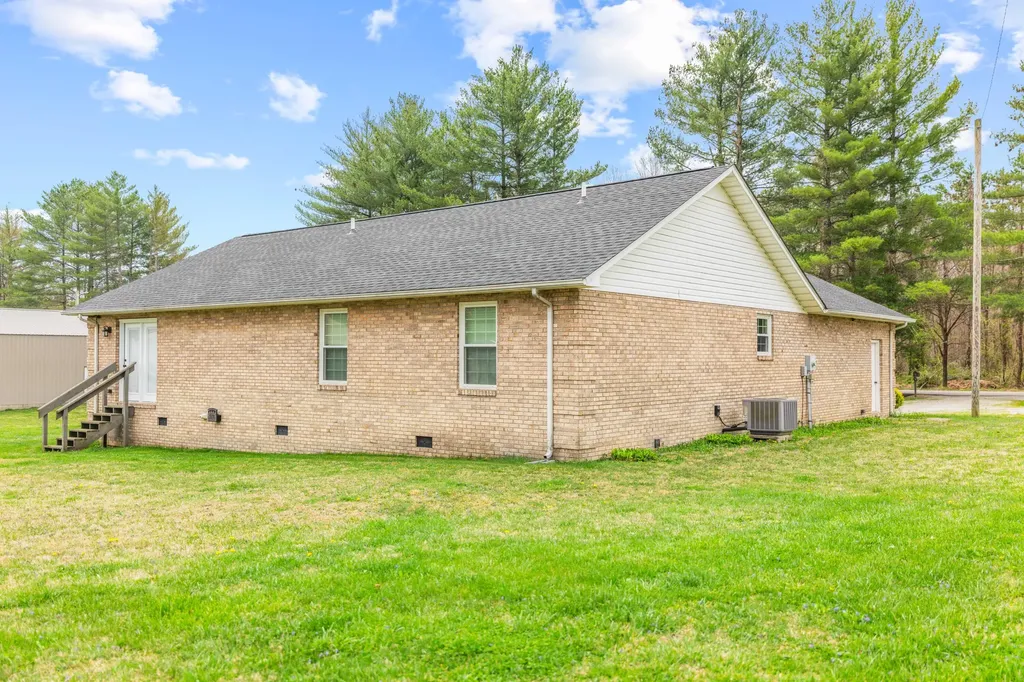 601 Moberly Bend Road Corbin KY 40701