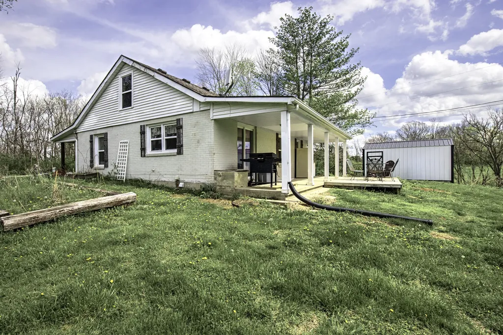 1447 Baxter Ridge Road Lawrenceburg KY 40342