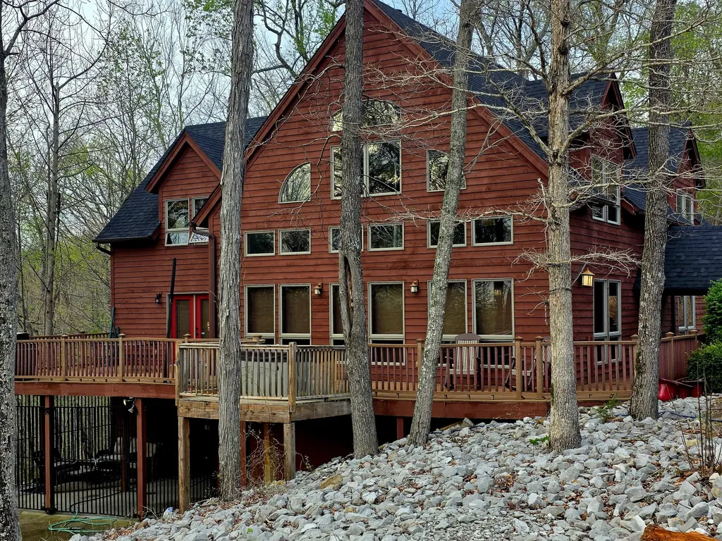 100 Waters Edge Trail Monticello KY 42633