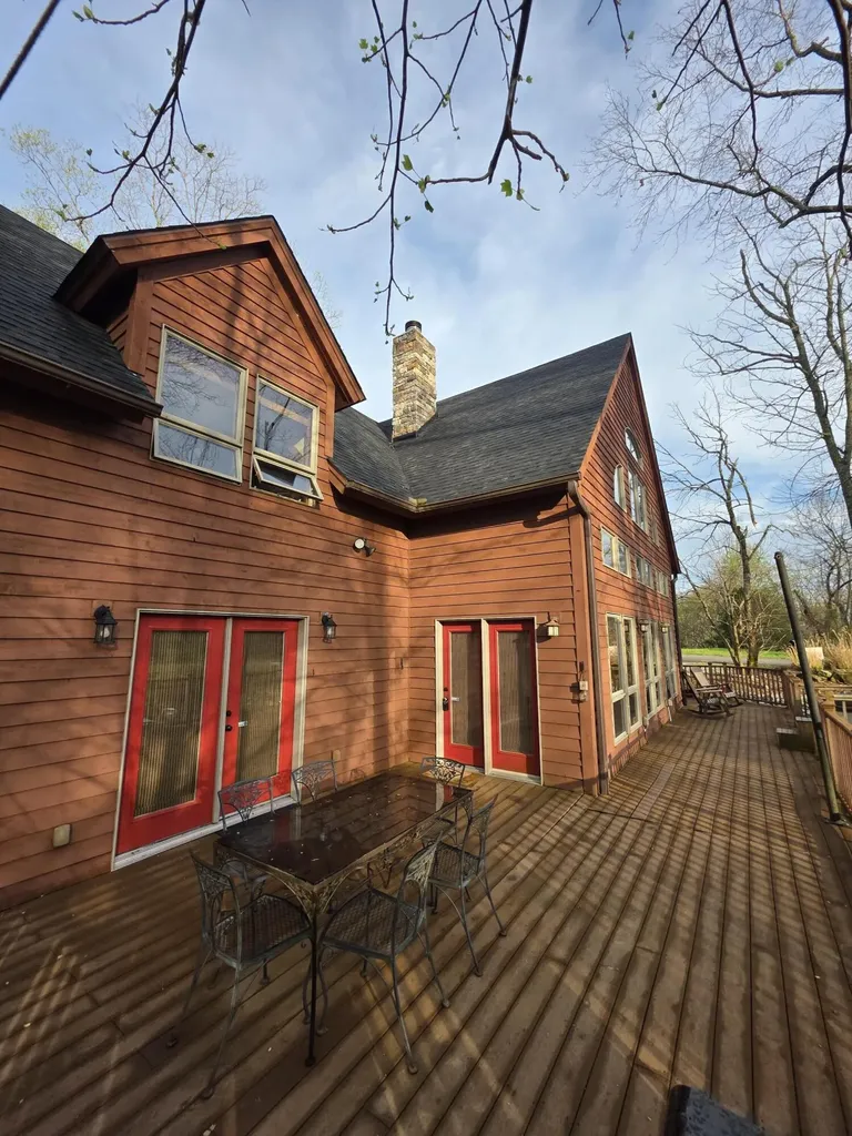100 Waters Edge Trail Monticello KY 42633