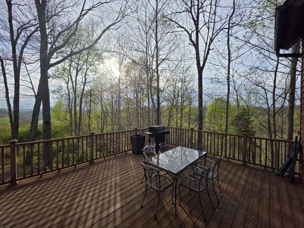 100 Waters Edge Trail Monticello KY 42633