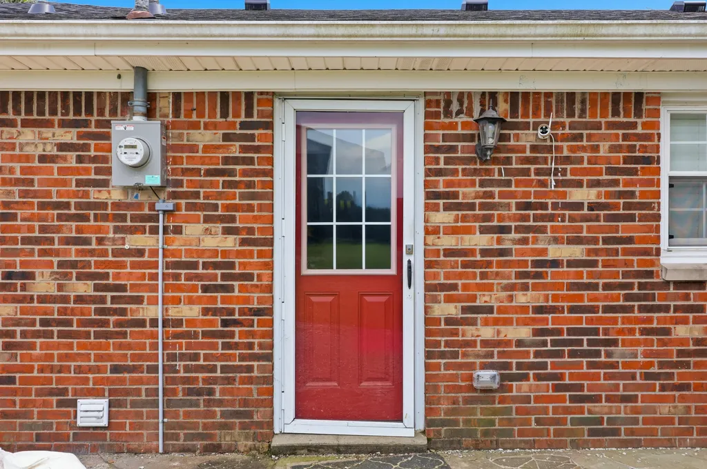 325 Goodlett Road Salvisa KY 40372