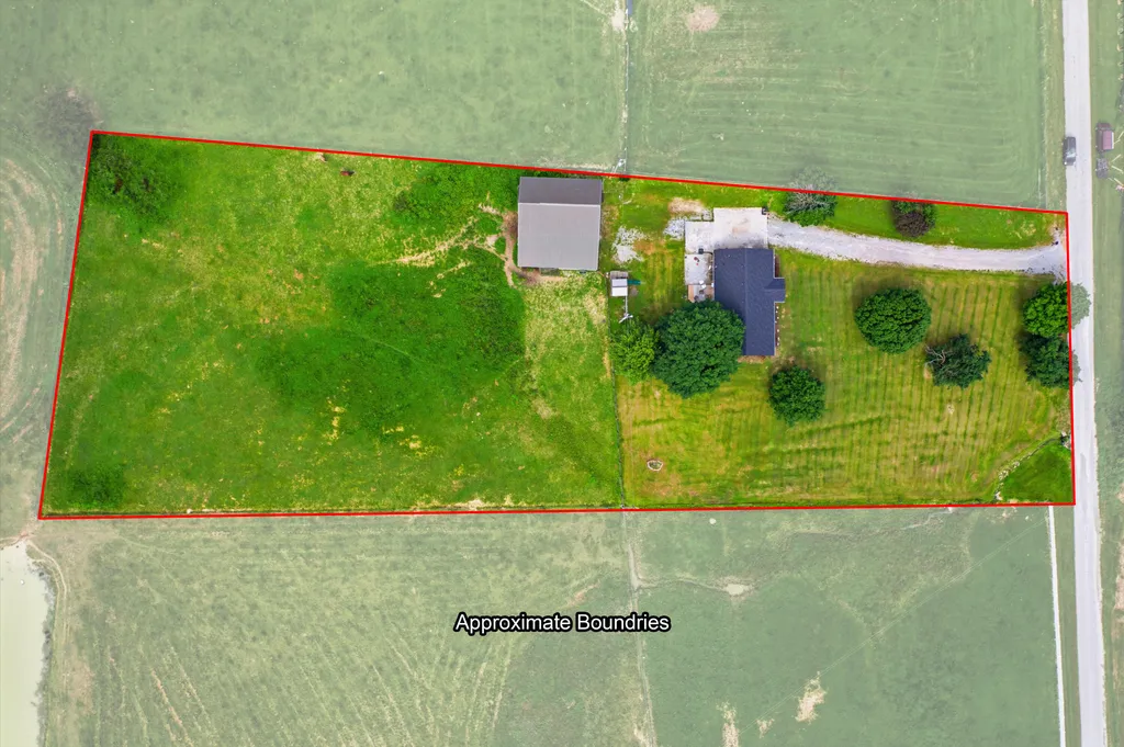 325 Goodlett Road Salvisa KY 40372
