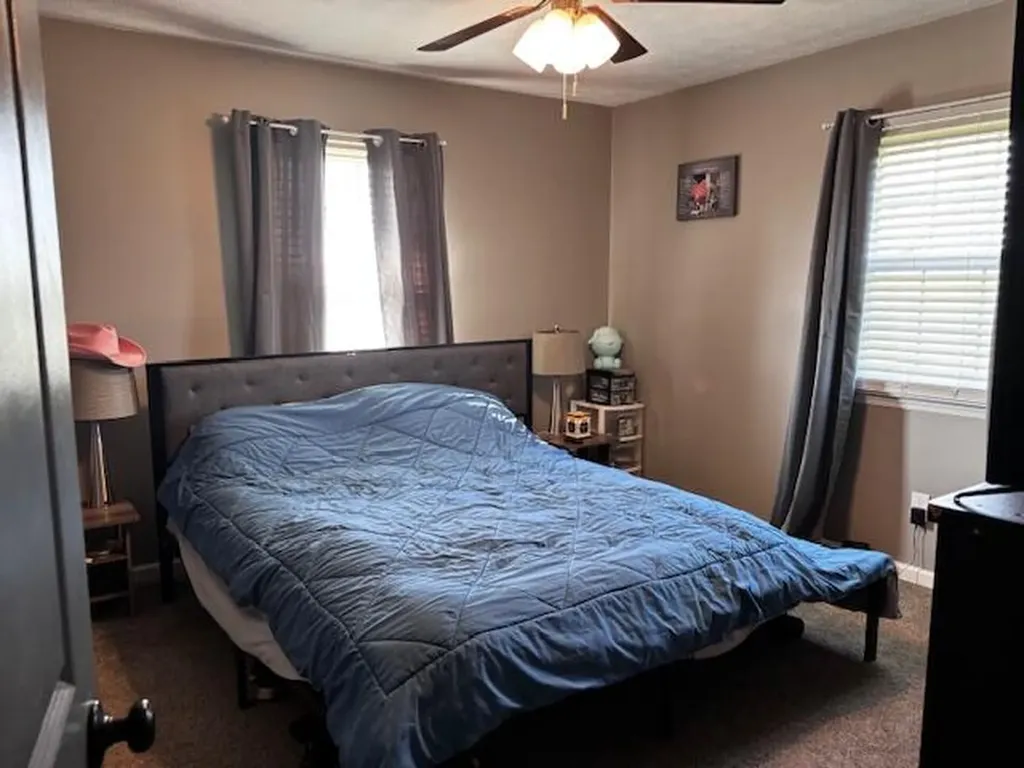 325 Goodlett Road Salvisa KY 40372