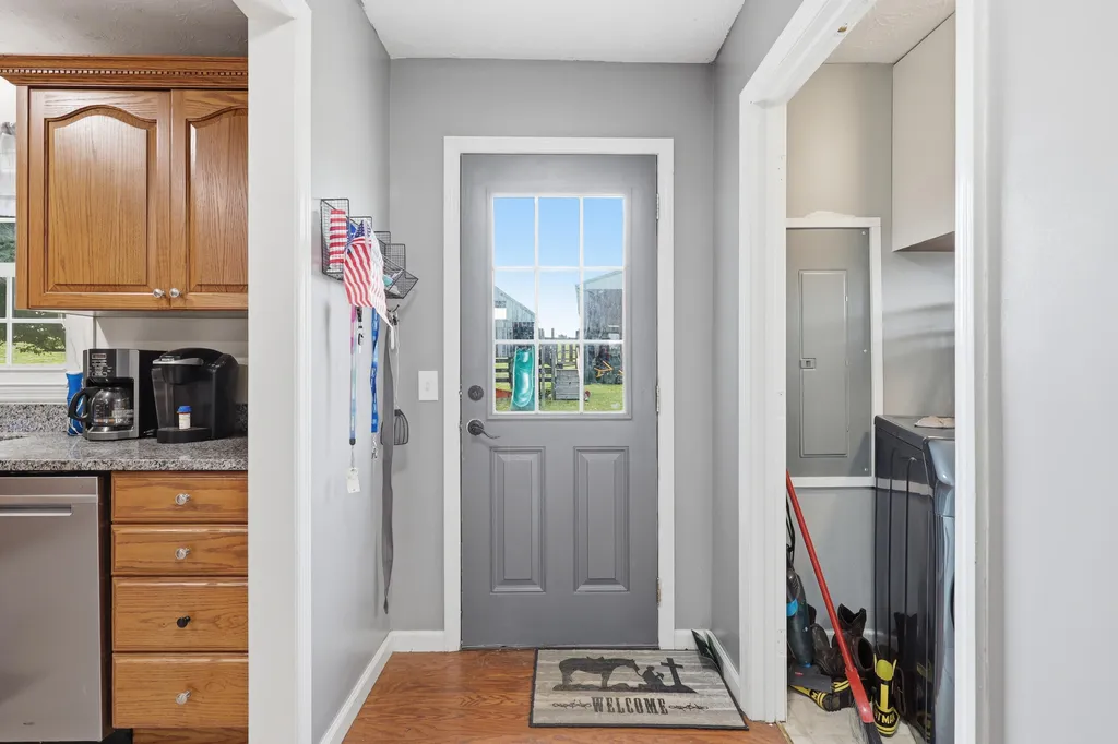 325 Goodlett Road Salvisa KY 40372
