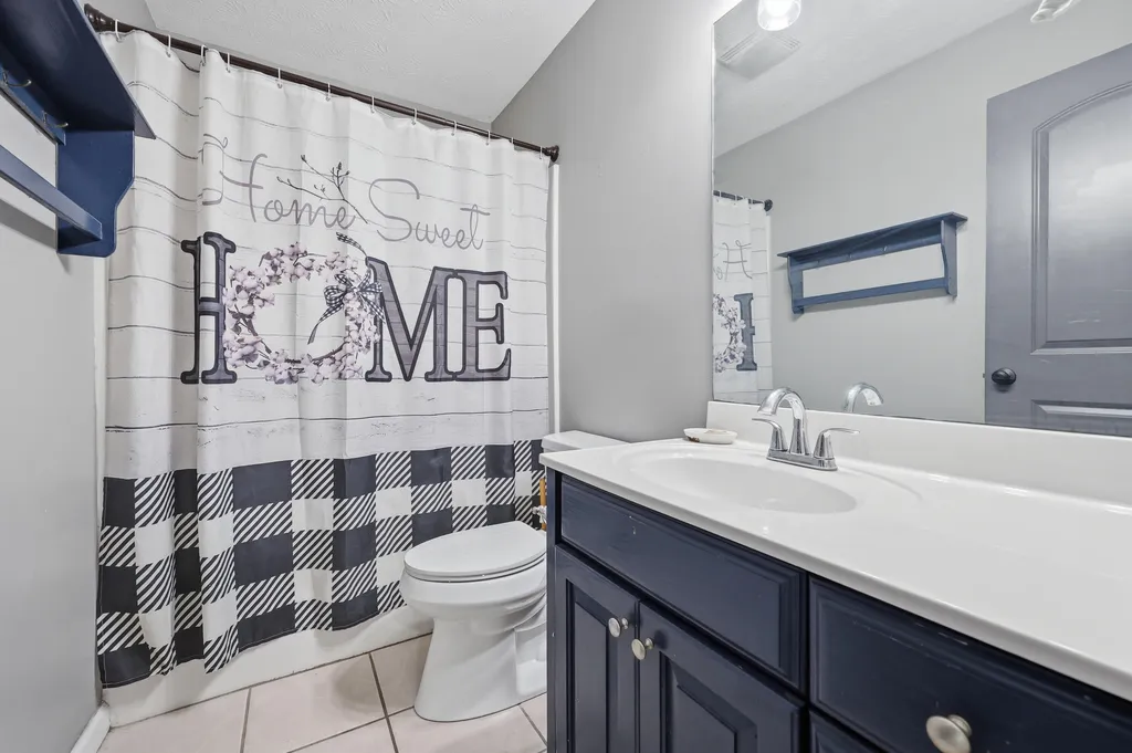 325 Goodlett Road Salvisa KY 40372