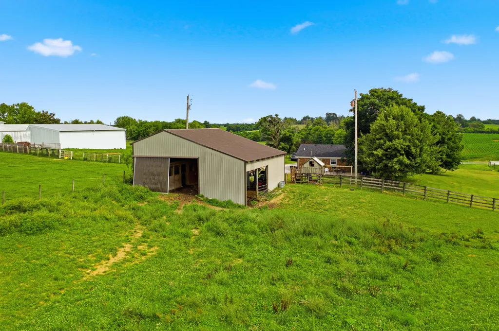 325 Goodlett Road Salvisa KY 40372