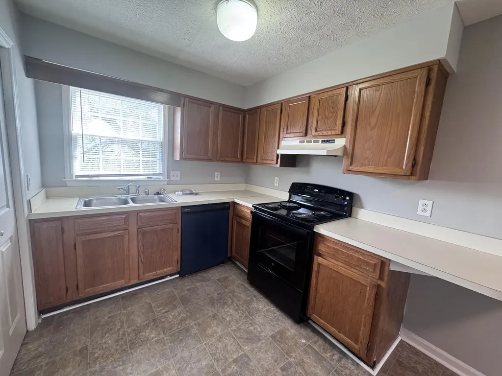 189 Donabrook Court Lexington KY 40517