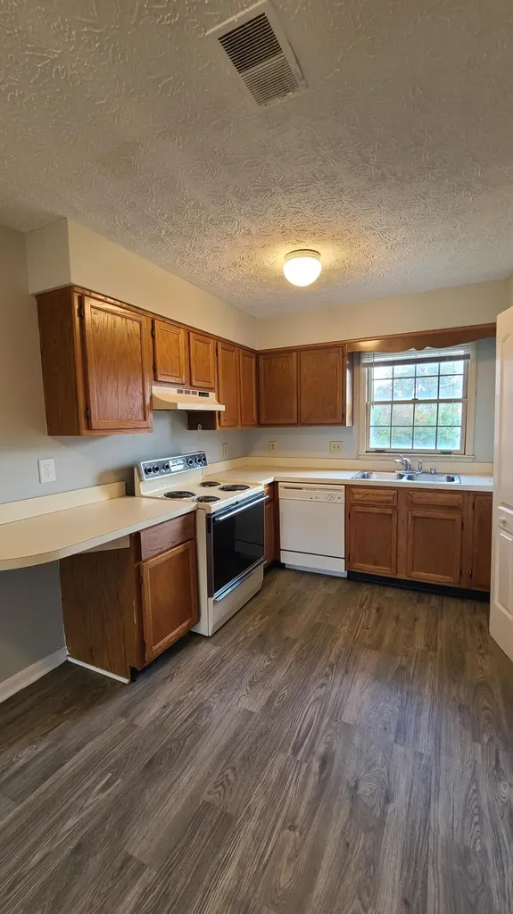 189 Donabrook Court Lexington KY 40517