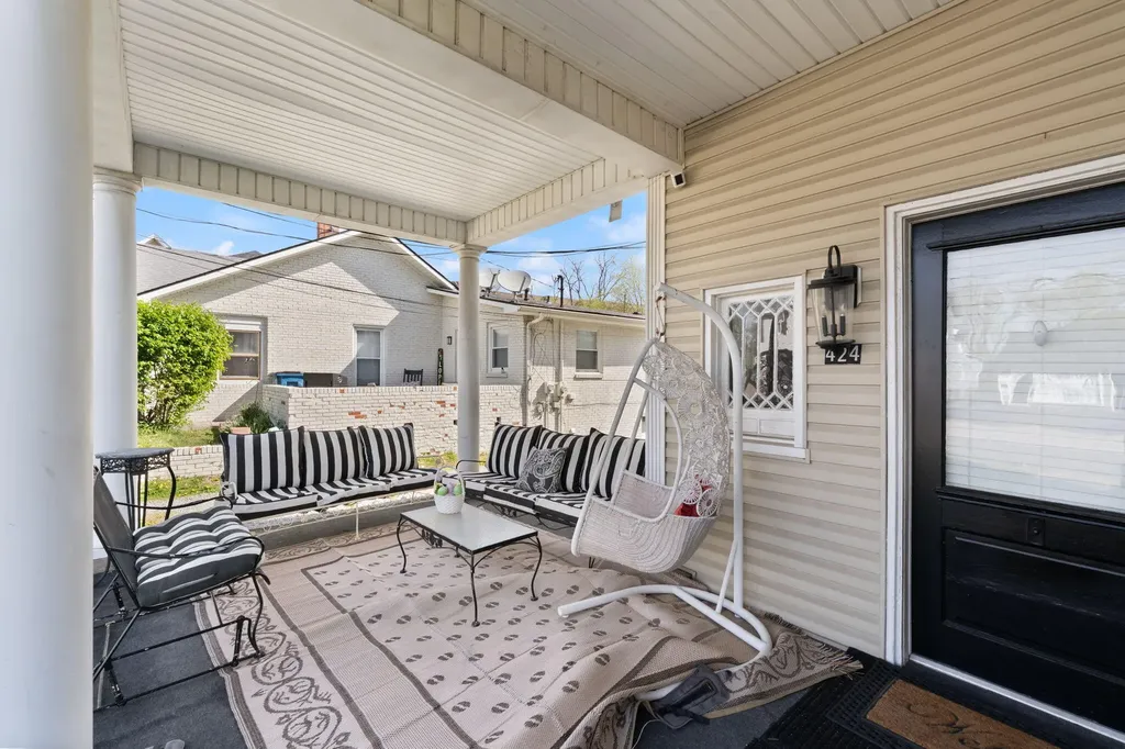 424 S 4th Street Danville KY 40422