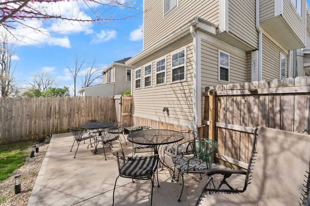 424 S 4th Street Danville KY 40422